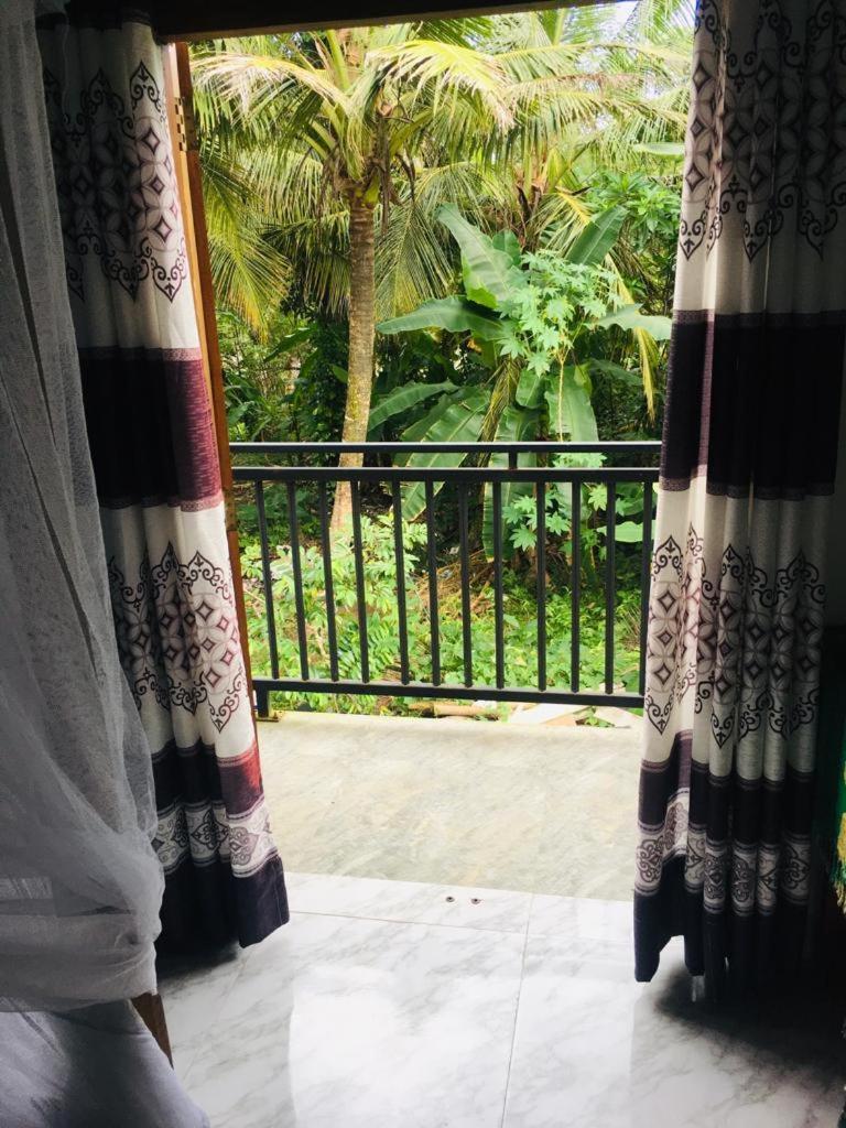 Mirewon Guest Hotel Weligama Ngoại thất bức ảnh