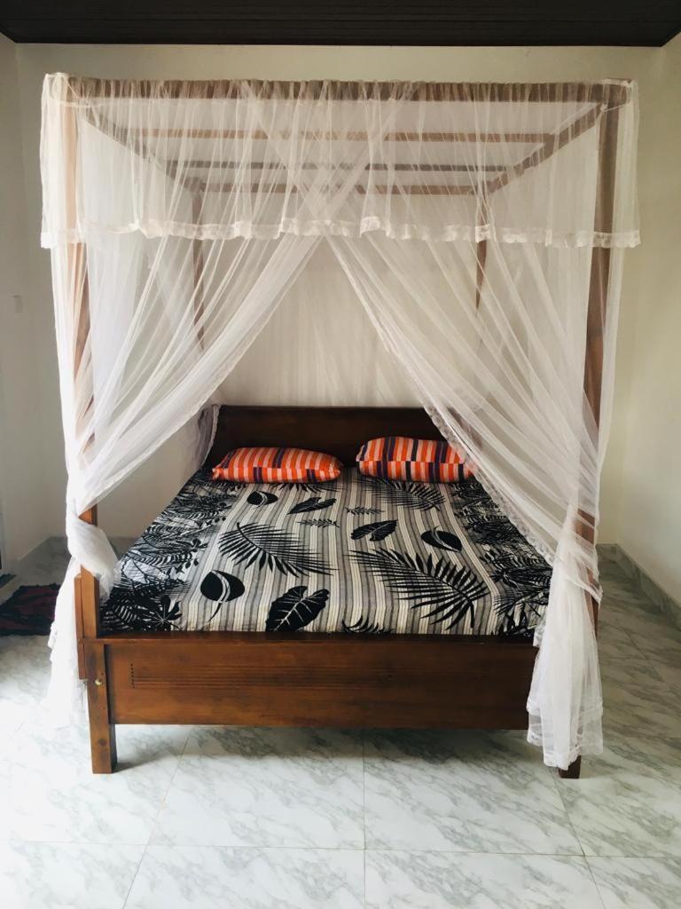 Mirewon Guest Hotel Weligama Ngoại thất bức ảnh