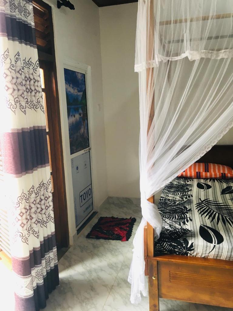 Mirewon Guest Hotel Weligama Ngoại thất bức ảnh