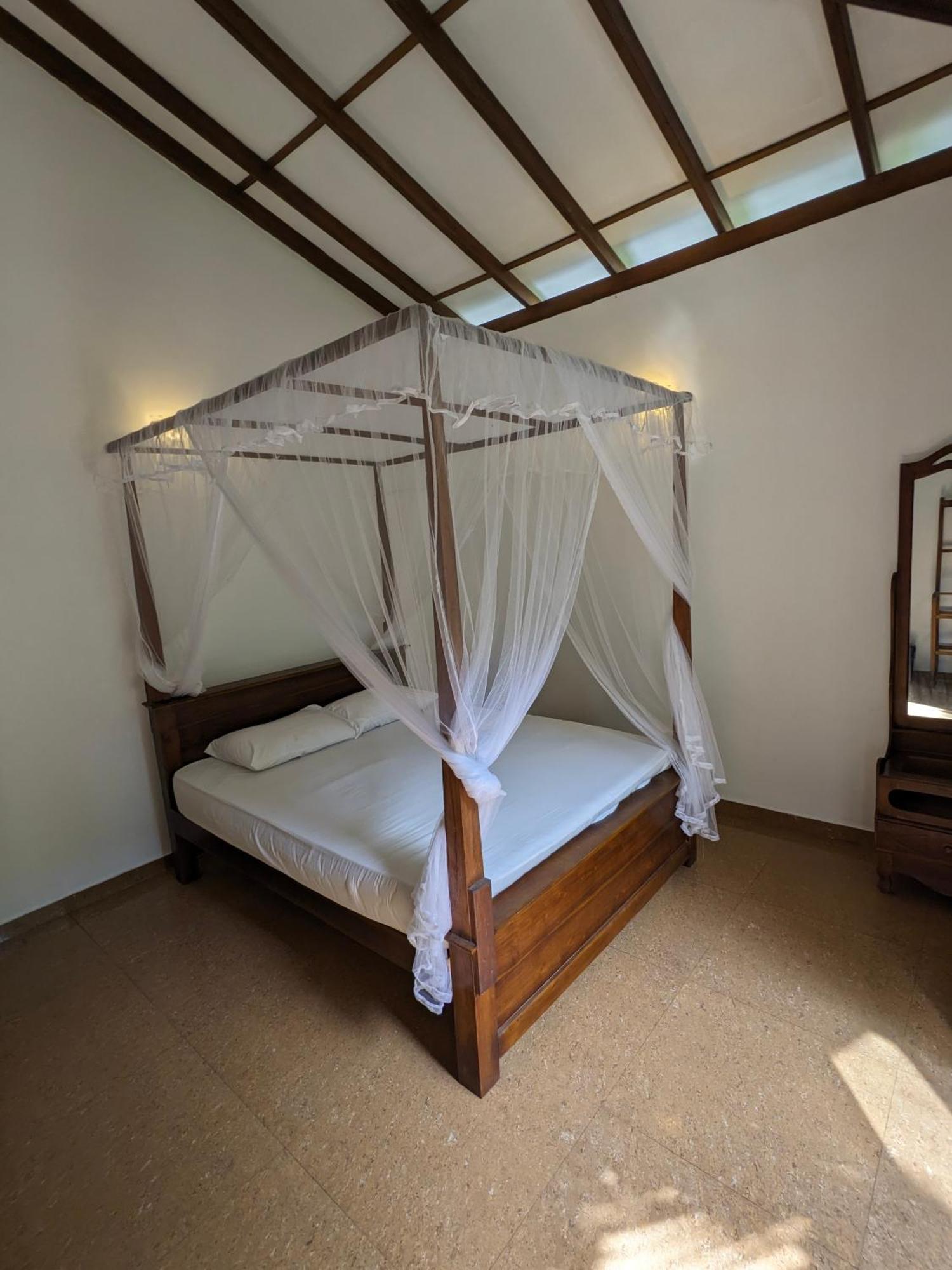 Mirewon Guest Hotel Weligama Ngoại thất bức ảnh
